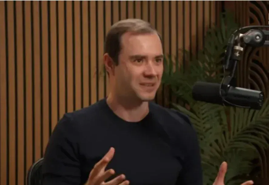 Karpathy：回不去了，被AI伤了自尊！自曝手写代码能力退化，公开与CC协作心得！马斯克：时代精神的总结！CC之父：不会出现垃圾代码末日