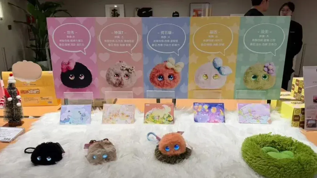 AI 陪伴销量第一，半年 12 万台，芙崽创始人复盘 10 个关键决策｜对话珞博智能孙兆治