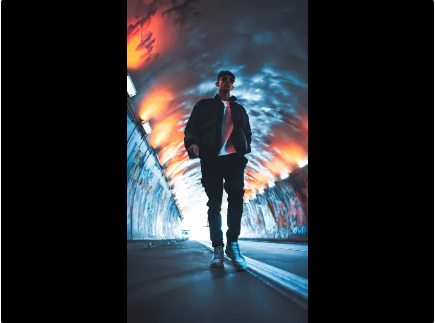 实测国内首个对话式AI音乐创作Agent：聊个天就能谱曲填词混剪生成MV