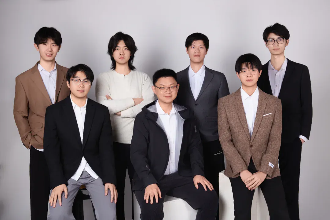 AI隐私警报已拉响，南大团队实现AI本地化部署破局，支持国产显卡