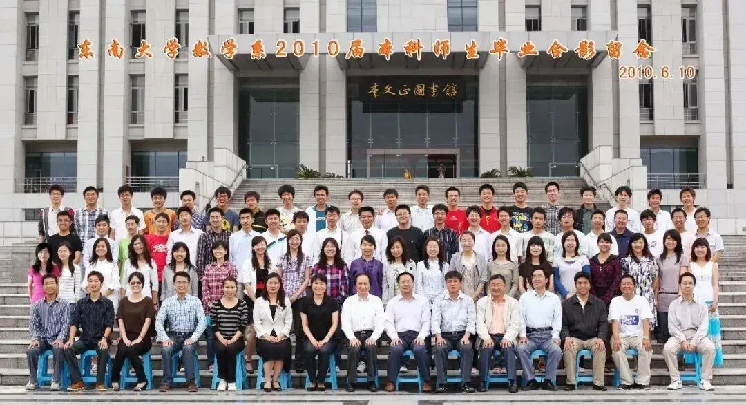 MiniMax创始人闫俊杰，河南小伙不贪财，26岁成博士，把实习生带成华为天才少年，32岁弃高薪创业，获黄仁勋赏识，阿里腾讯投资，IPO破纪录