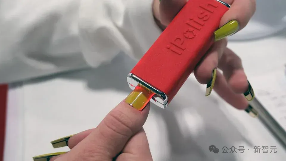 比豆包手机还狠！Gemini电视登场CES，谷歌打响客厅革命第一枪
