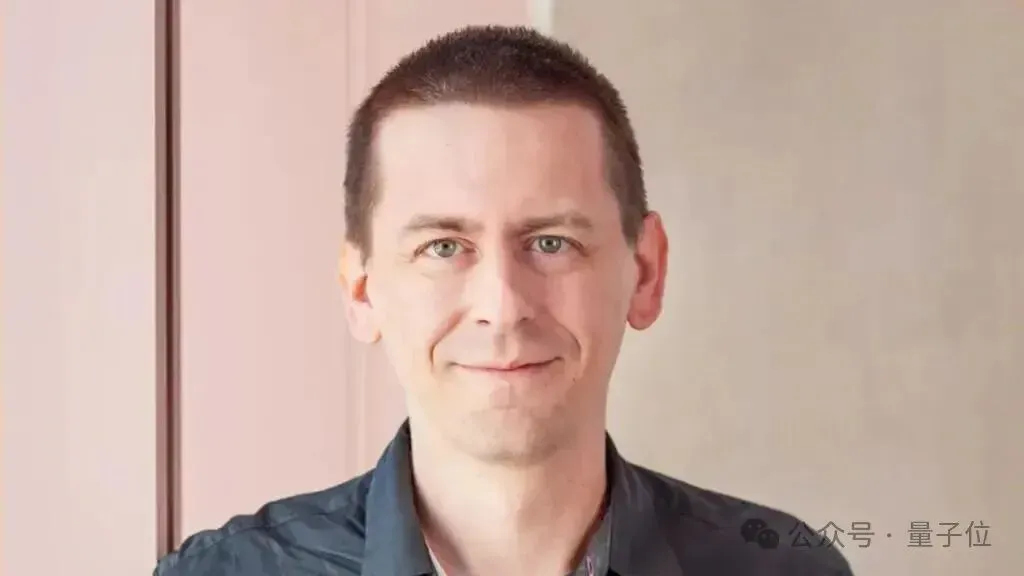 80后诺奖得主：AlphaFold下一步融合大模型