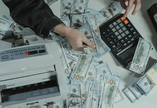 用不起Token的打工人，被隐形降薪