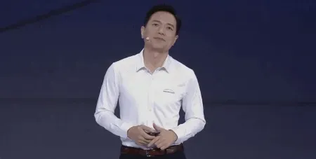 百度亮出秘密武器：一个自我演化的AI，给出了人类做不到的最优解