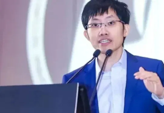 曝DeepSeek融资即将完成：梁文锋200亿，腾讯100亿，宁德时代50亿