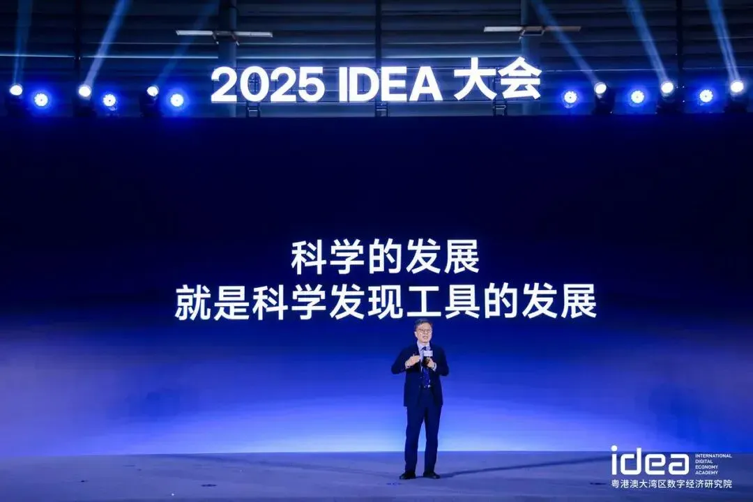 70% 学生选 AI，大学校长怎么教？