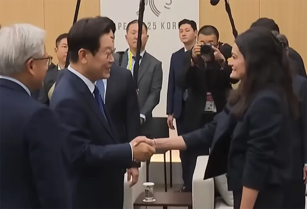 26万块AI芯片大单敲定！