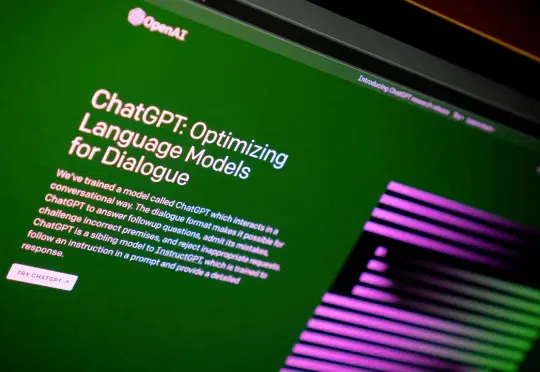 速递｜OpenAI招聘家庭产品经理，35岁以上用户占比升至31%，ChatGPT从个人工具走向全家共用