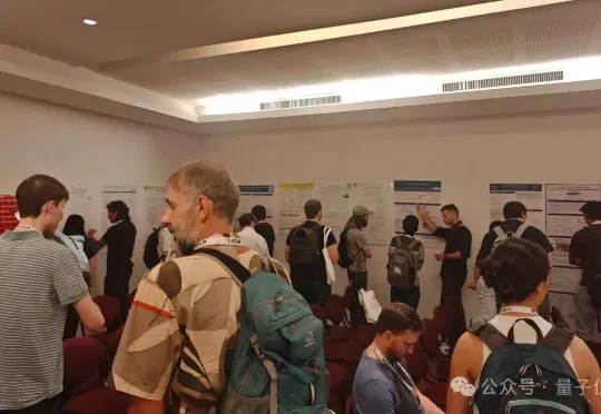 我嘞个豆！中国企业牵头，ICLR这场Workshop被挤爆了