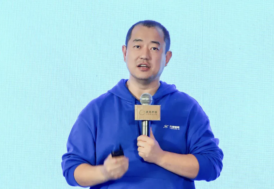 对话元理智能张帆：为什么「商业强化学习」，才是 AI To B 的新出路