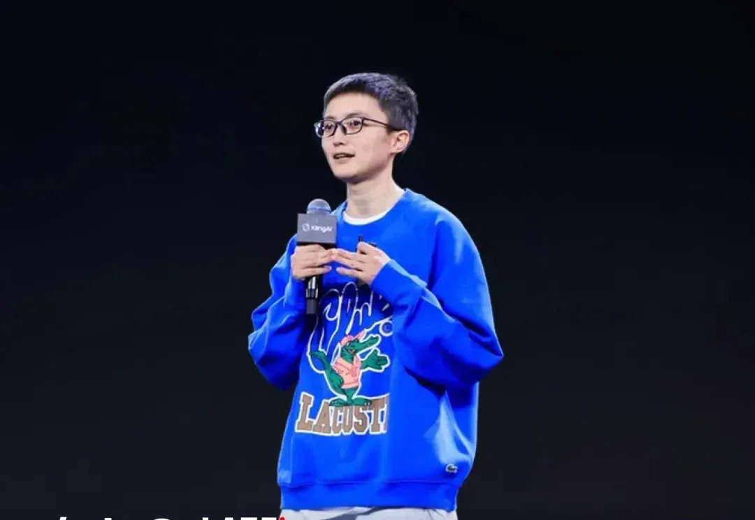 “先抖音后剪映” 不再成立，OiiOii 闹闹聊 AI 时代的创作工具和内容社区丨100 个 AI 创业者