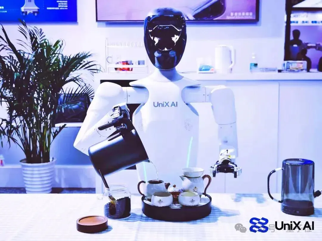 优理奇机器人完成两轮合计3亿元天使++++轮及天使+++++轮融资，“算法-硬件-场景”三位一体加速具身智能应用落地