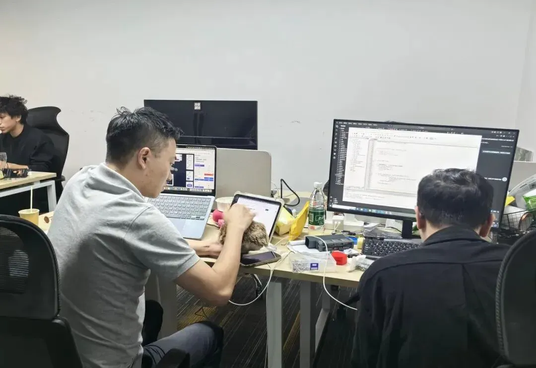 一群年轻人，正在训练AI宠物的灵魂 | 甲子光年