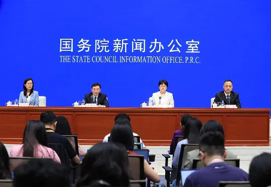 工信部：我国智能算力规模达到 2185 EFLOPS