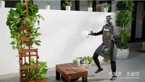 原腾讯Robotics X算法研究员创业，4个月获3轮融资，要在3-5年将人形机器人送进家庭