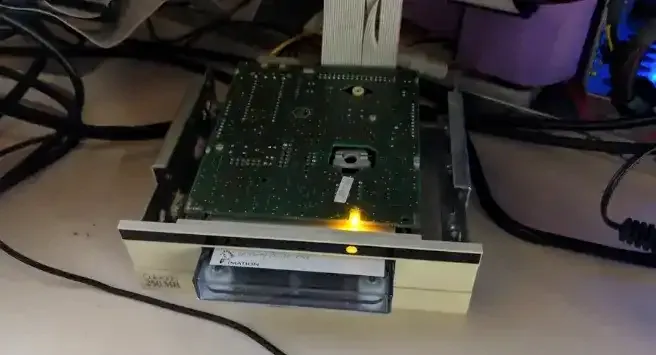 AI助攻！用Claude Code复活25年老内核驱动